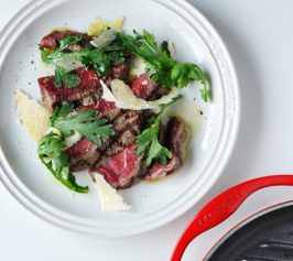 赤身肉のたたき タリアータ仕立て ル クルーゼ Le Creuset