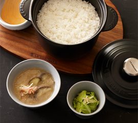 ご飯・茄子とみょうがのお味噌汁